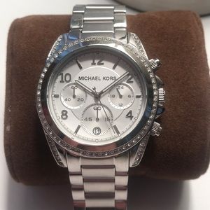 Michael Kors Watch 🌟SALE🌟